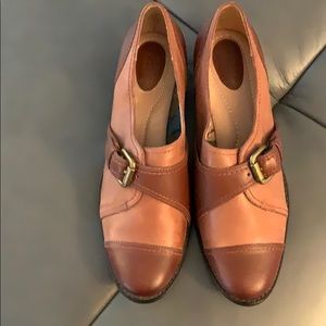 FOSSIL never worn, brown loafer size 8.5